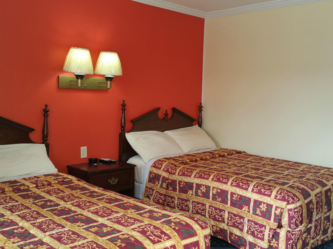 Economy Inn By OYO Lockport near Houma主图