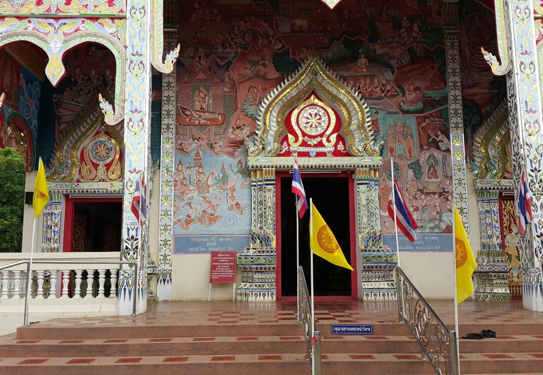 Wat Hua Wiang Tai Temple景点图片