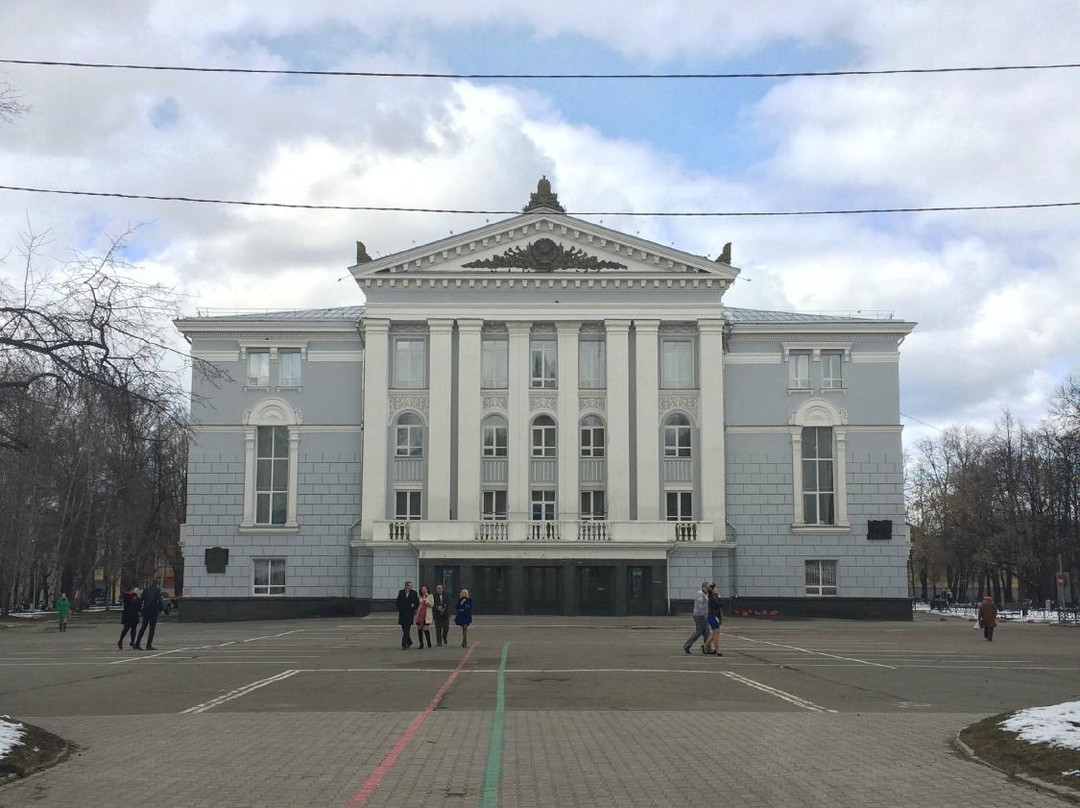 Perm Opera and Ballet House named after Tchaikovsky-彼尔姆必去景点