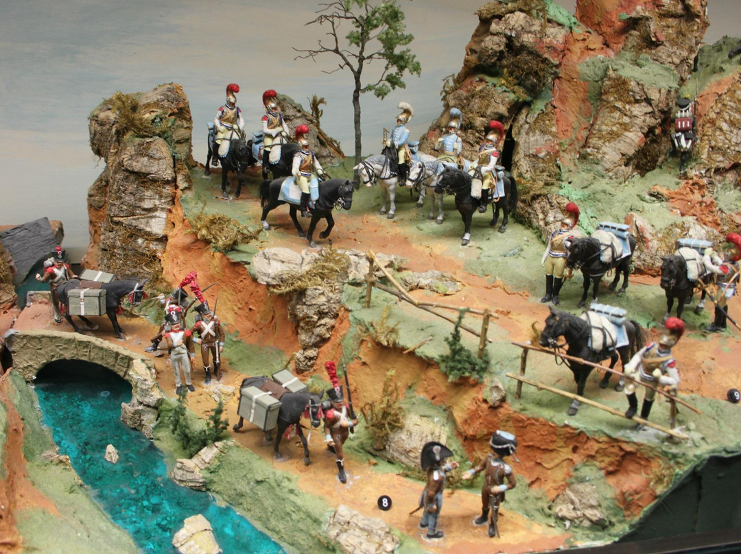 Le Musée de la Figurine Historique-贡比涅必去景点