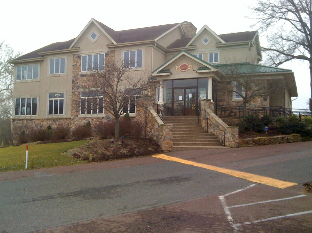 Mainland Grille