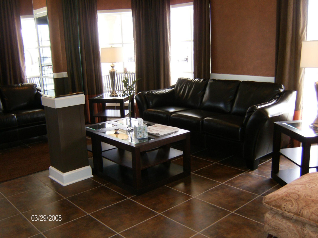 Findlay Inn & Conference Center主图