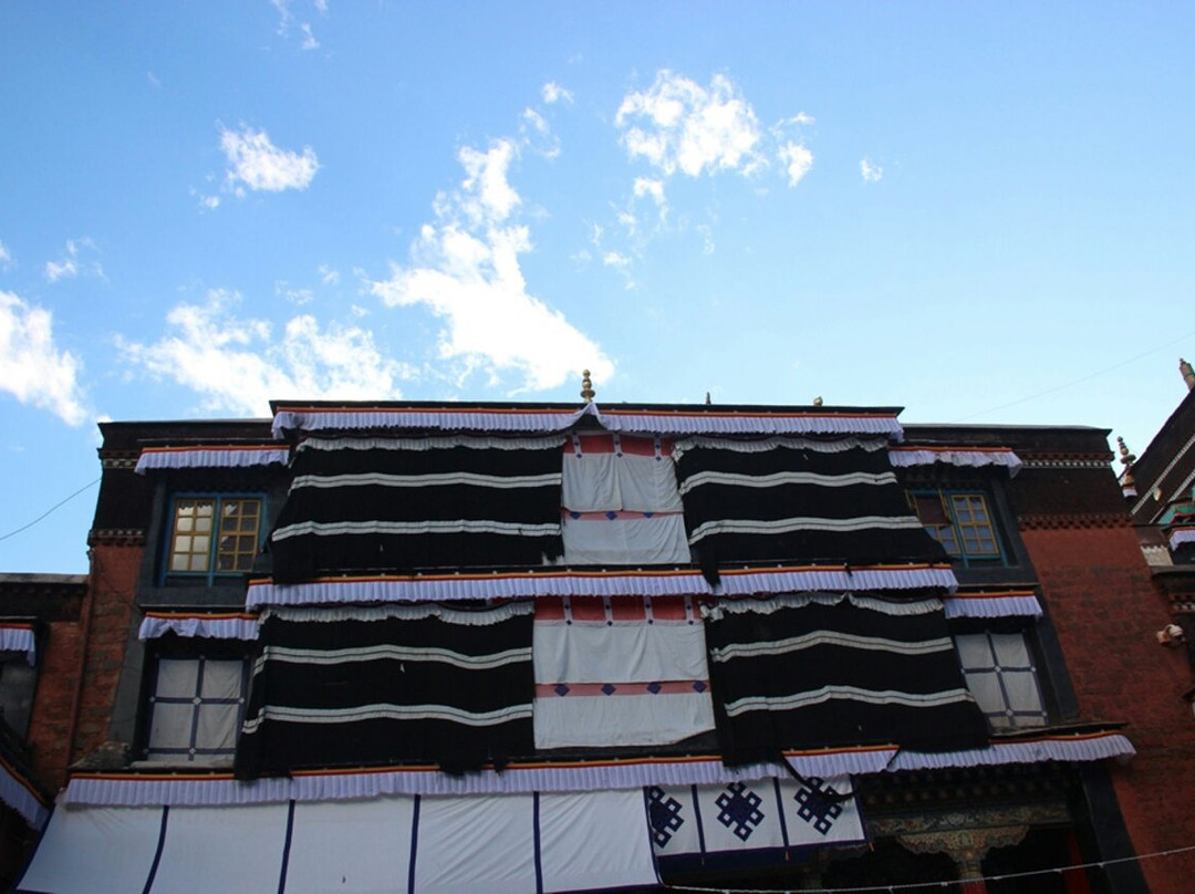 楚布寺-堆龙德庆县必去景点
