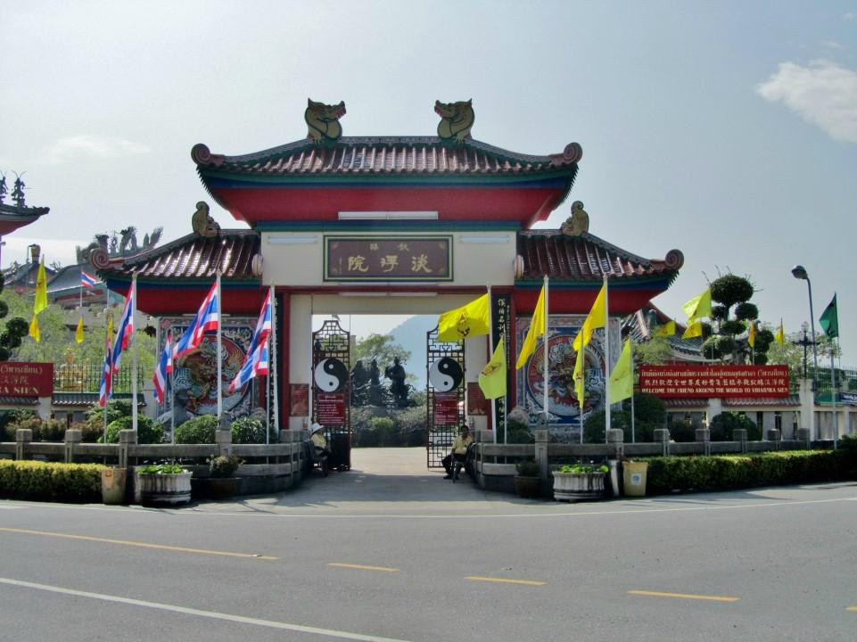 淡浮院 (Viharnra Sien)-芭堤雅必去景点