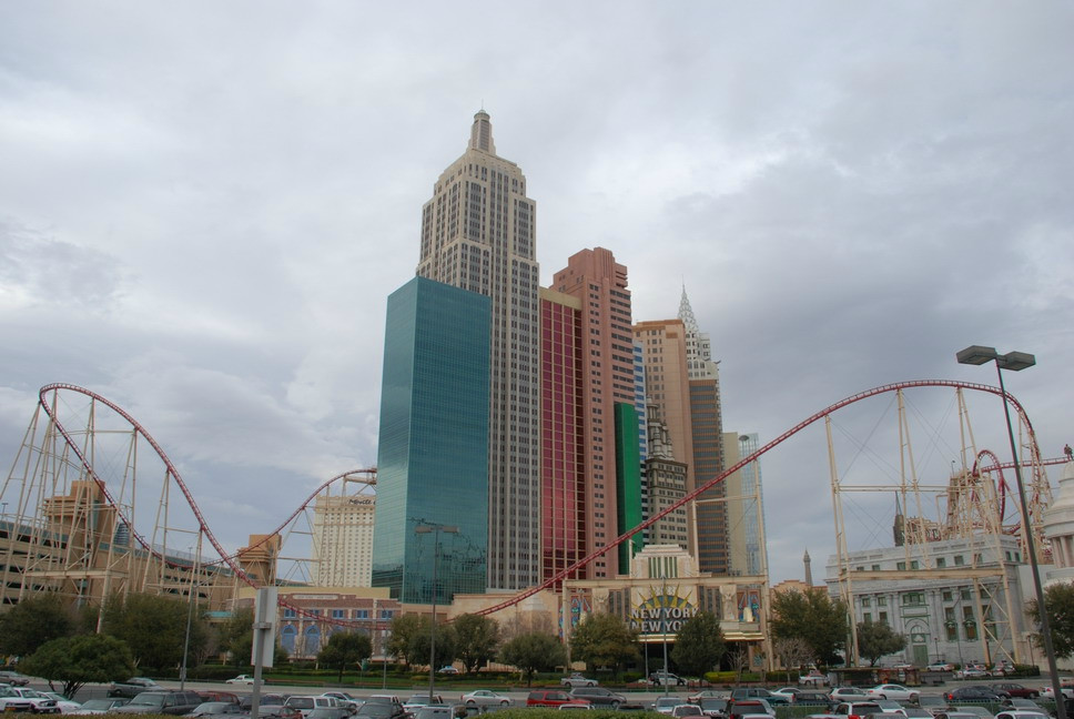 纽约纽约过山车-拉斯维加斯必去景点