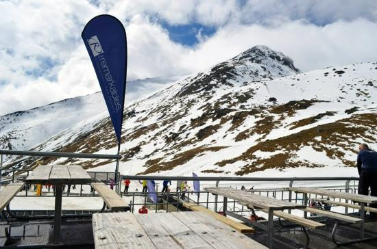 卓越山滑雪场-皇后镇必去景点