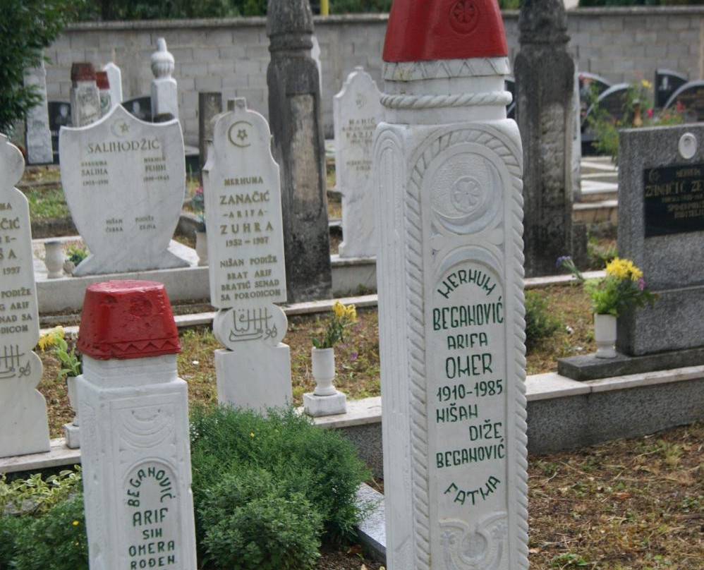 Muslim cemetery-Bihac必去景点