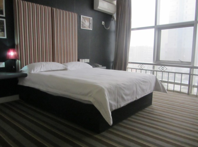 鹤壁中州快捷酒店兴鹤店主图