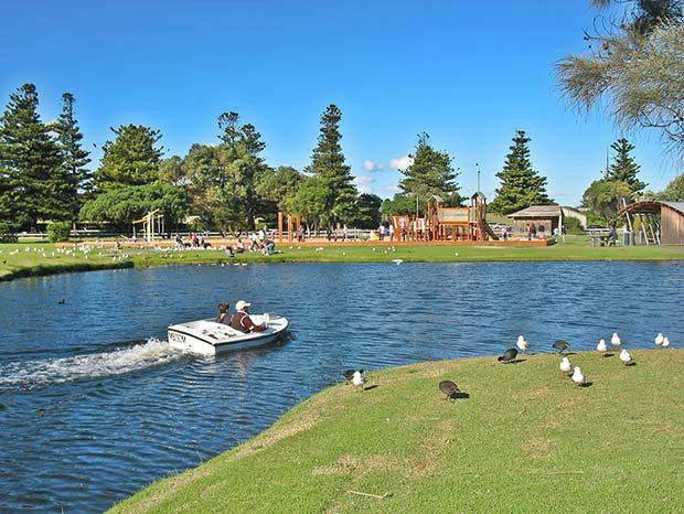 帕多比湖游乐园-瓦南布尔必去景点