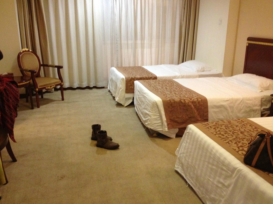 法官之家酒店主图