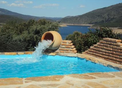 El Destino Lakeside Guesthouse