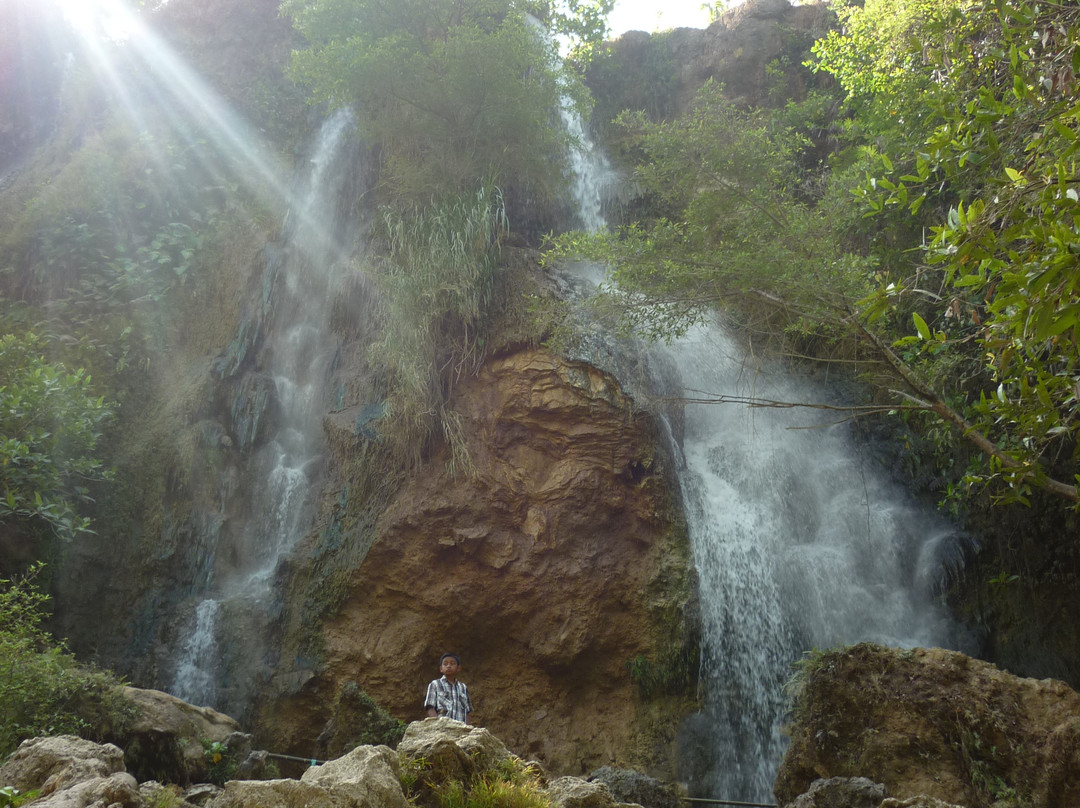 Sri Gethuk Waterfall景点图片