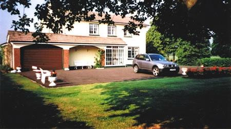 Daly's B & B