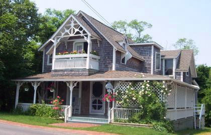 Tivoli Inn