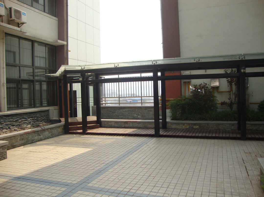 加州公寓酒店主图