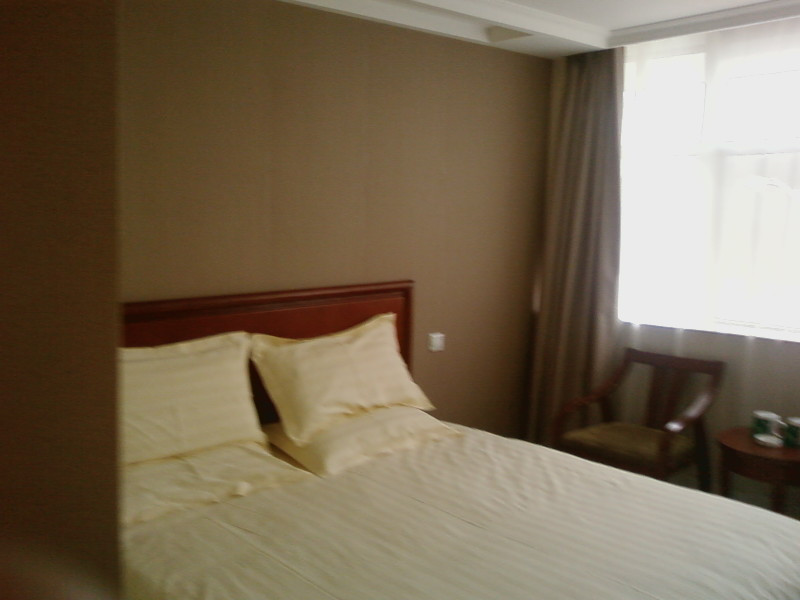 格林豪泰潍坊火车站快捷酒店主图