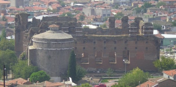 Red Basilica (Kizil Avlu)景点图片