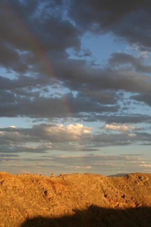 巴林杰陨石坑-温斯洛必去景点