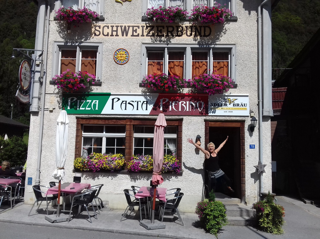 Canton of Glarus餐馆和美食-Pizza Pasta Pierino