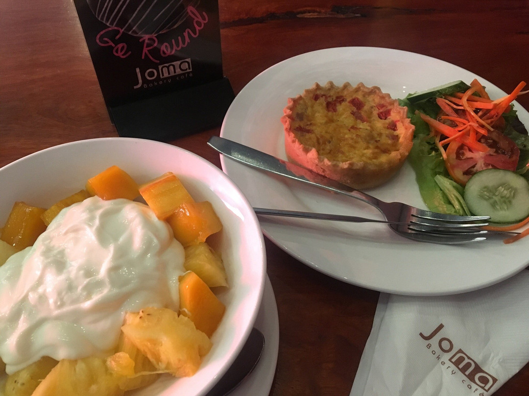 Joma Bakery Cafe