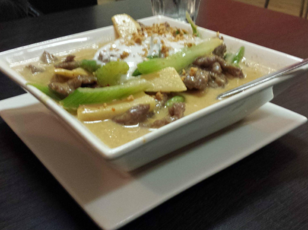 Kembla Grange餐馆和美食-May's Restaurant