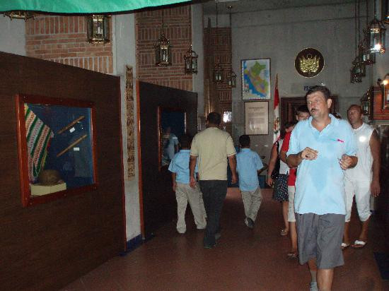 Columbus Lighthouse (Faro A Colon)景点图片