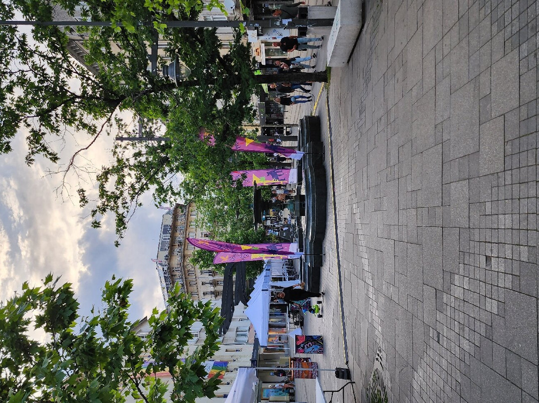 Slaveikov Square-索非亚必去景点