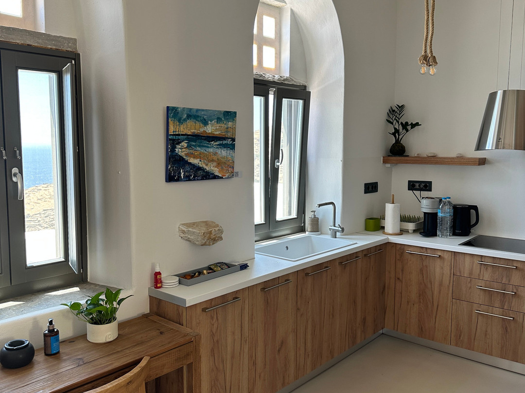 Living Theros Luxury Suites主图