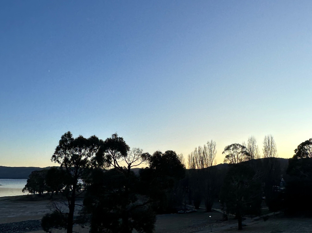 Horizons Lake Jindabyne主图