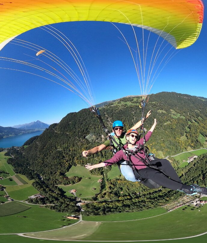 Twin Paragliding景点图片