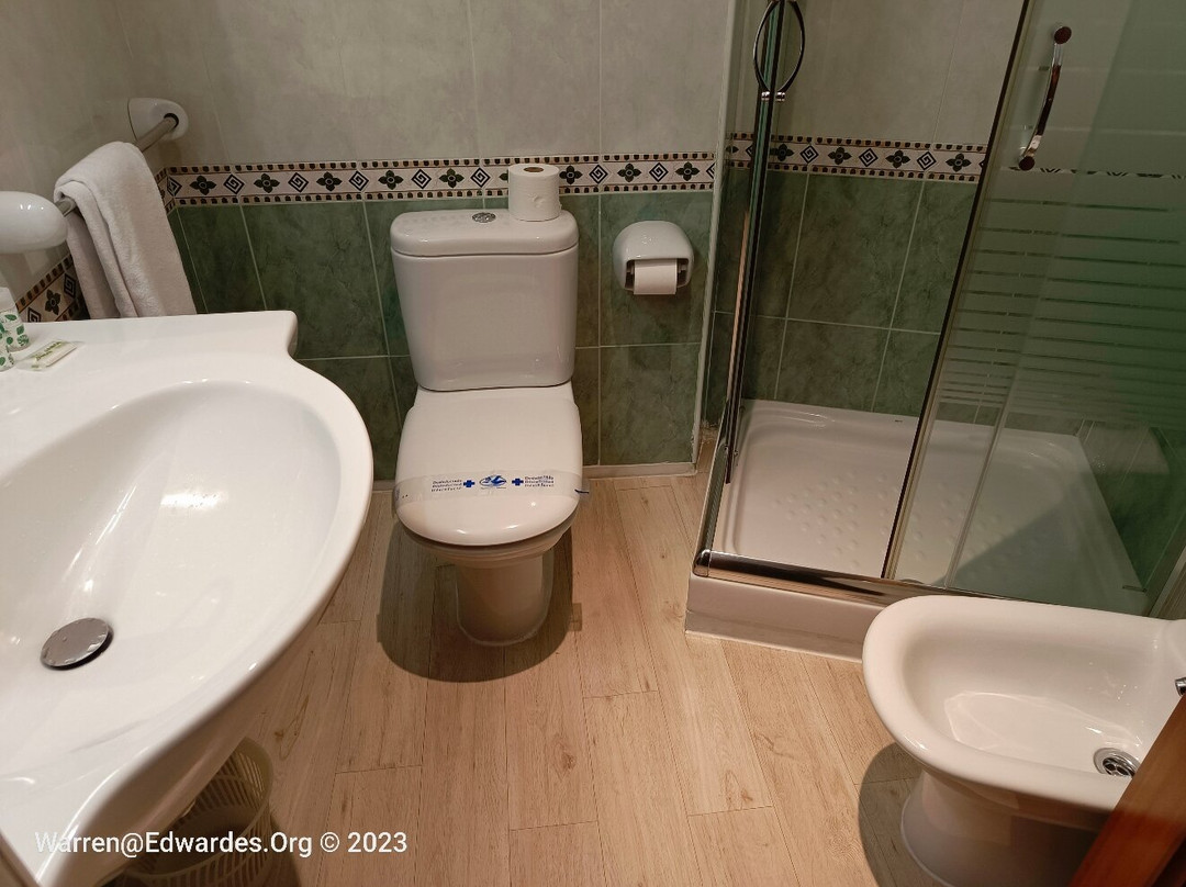 唐卡梅洛酒店主图