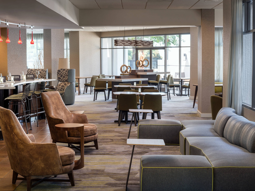 Courtyard by Marriott Richmond Berkeley主图
