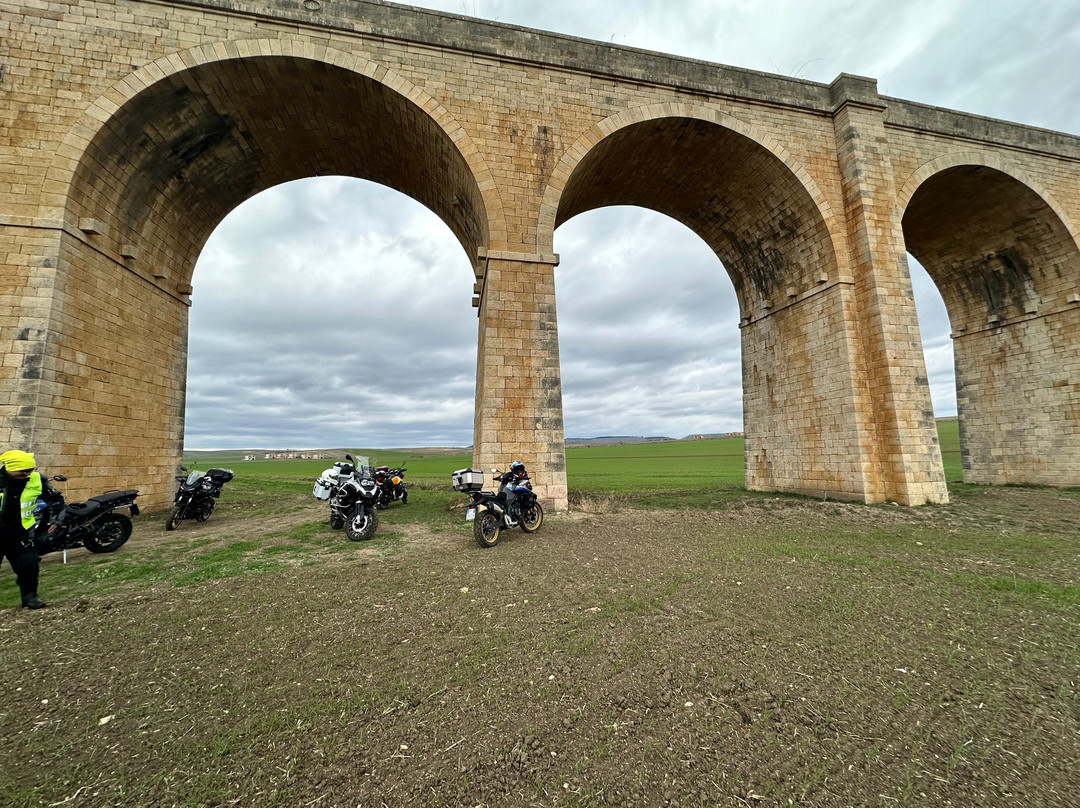 Ponte dei 21 Archi-Spinazzola必去景点