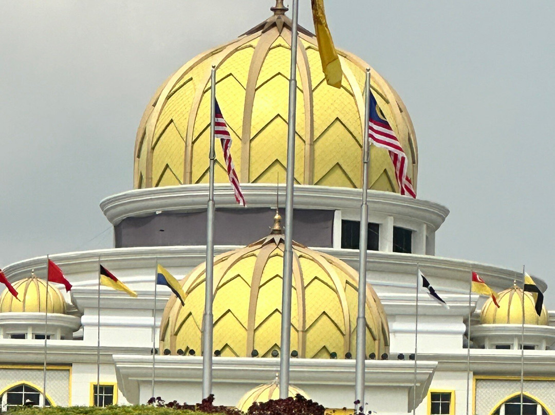 EnovaCab KL Venture - KL Taxi Service & Transfers景点图片