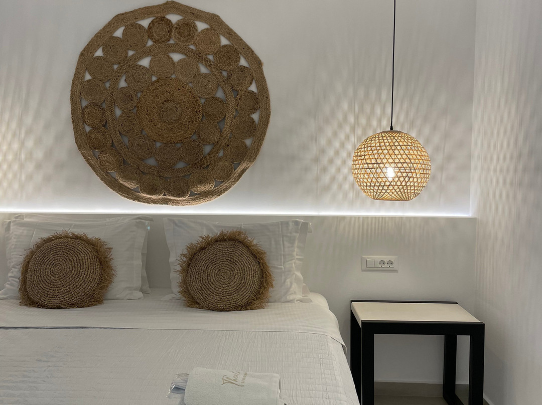 Thealos Santorini主图