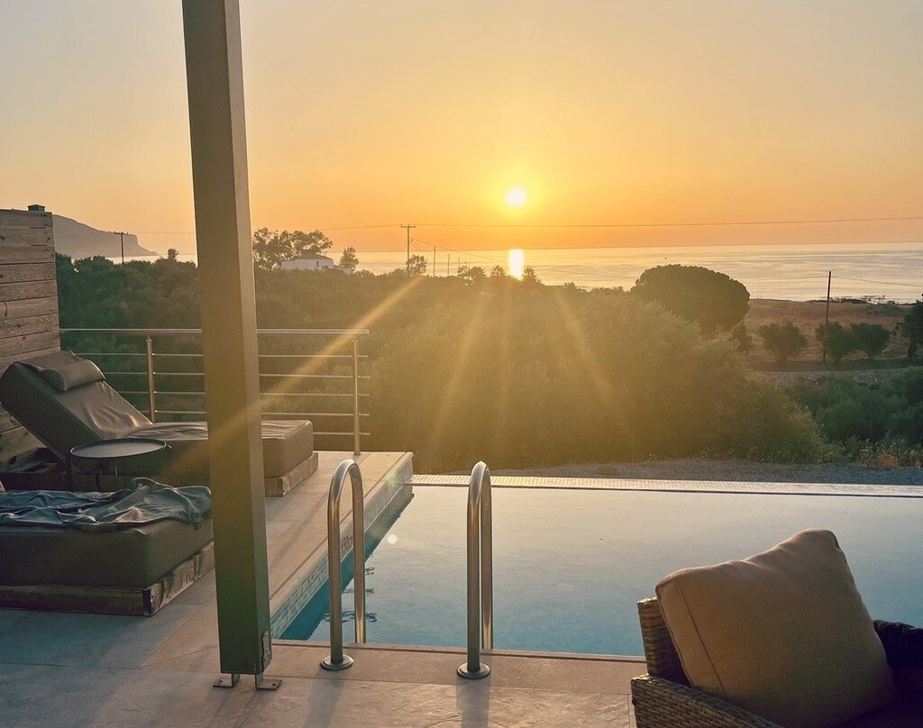 Manifesto Suites主图