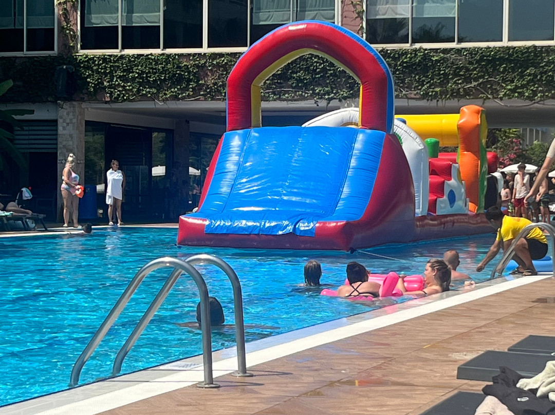 Telatiye Resort Hotel主图