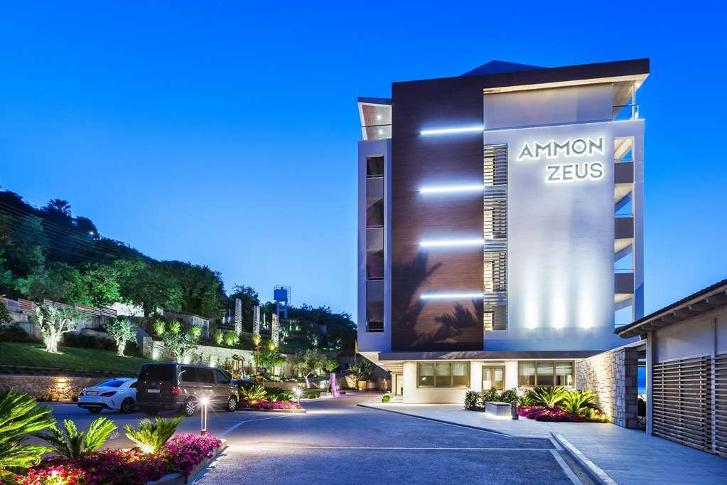 Ammon Zeus Luxury Beach Hotel主图