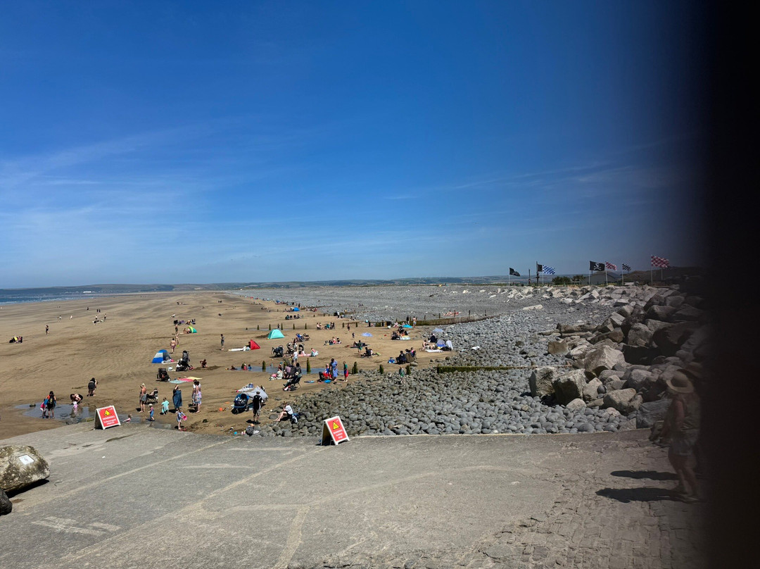 Westward Ho Beach景点图片