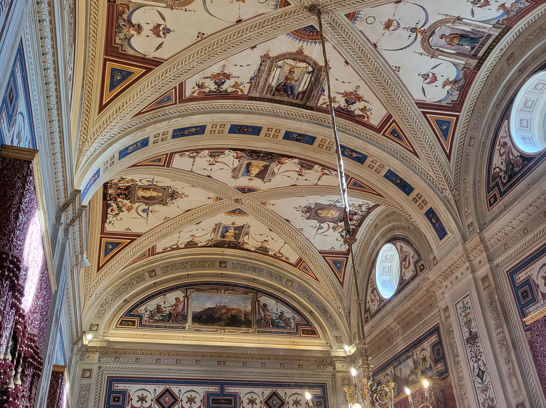 Piazza Giacomo Leopardi e Palazzo Comunale-Recanati必去景点