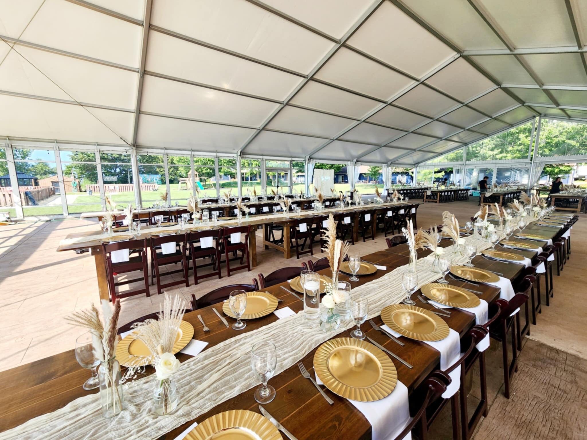 Lake Bluff Inn and Suites-官方
