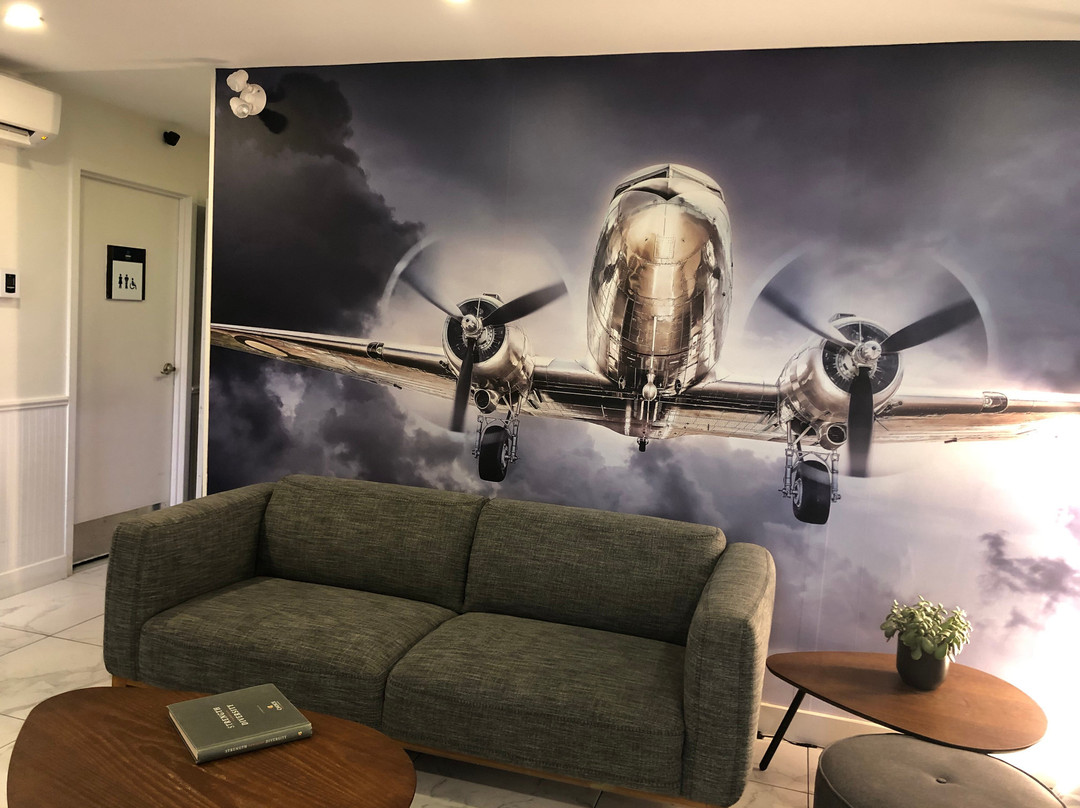 Clarion Pointe Quebec Airport主图