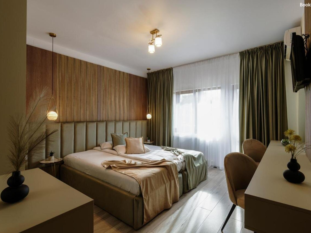 Complex Riverside - Hotel & Restaurant主图