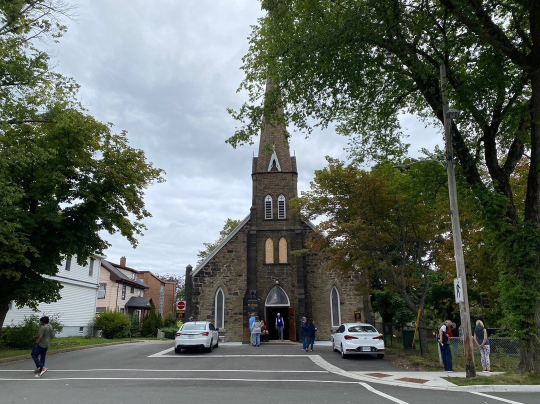 St. George's Anglican Church & Graveyard景点图片