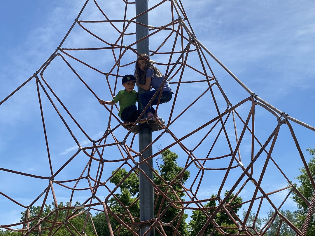 Nature Centre (Le Centre de la nature)-拉瓦尔必去景点