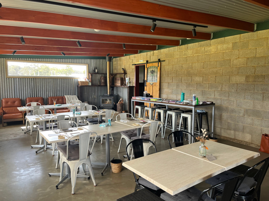 Moos Distillery-Waitpinga必去景点