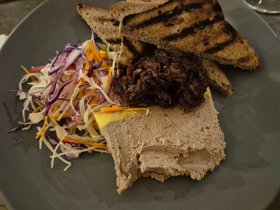 The White Horse主图