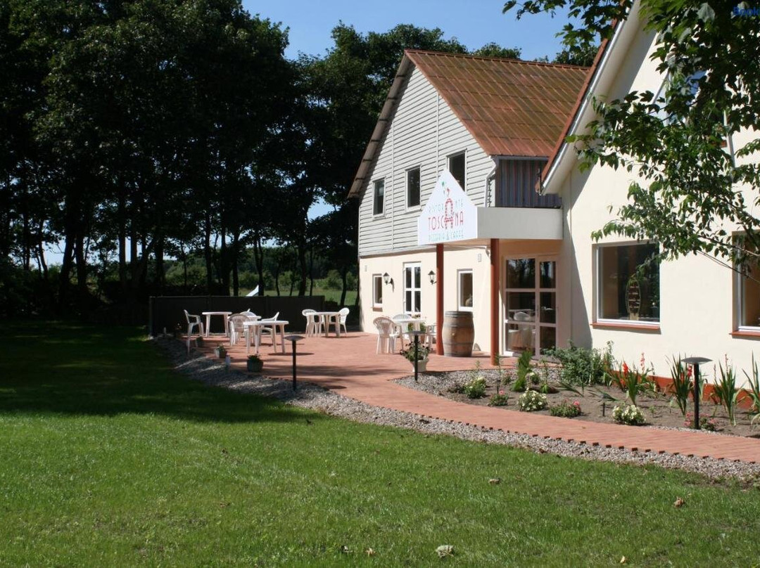 Padborg酒店住宿-Toscana Restaurant and Bed & Breakfast