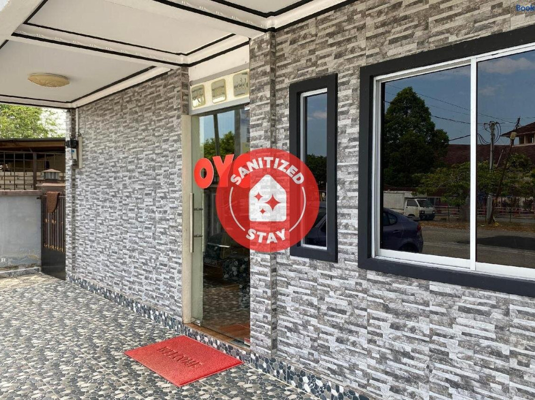 Oyo 90205 Bayu Sintok Motel