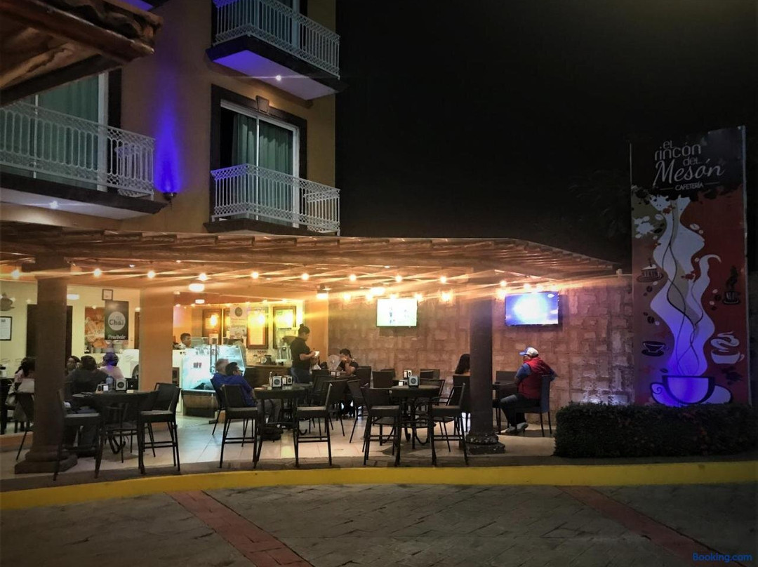 Meson De La Rivera 酒店